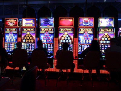 image of bank of slot machines at grand lake casino