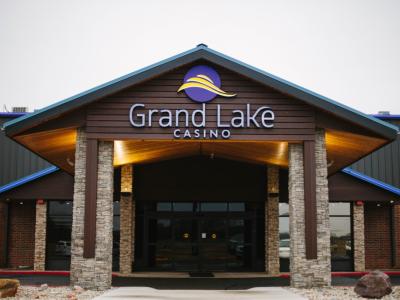 image of Grand Lake Casino entrance